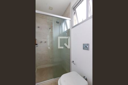 Detalhe do banheiro da suíte  de apartamento à venda com 2 quartos, 149m² em Lagoa, Rio de Janeiro