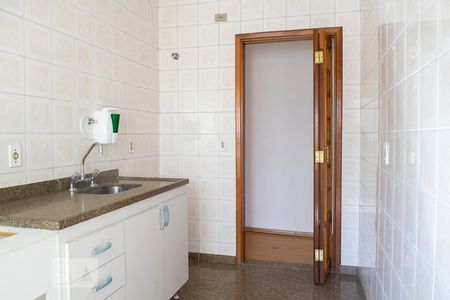 Apartamento à venda com 70m², 3 quartos e 2 vagasCOZINHA