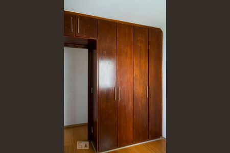 Apartamento à venda com 70m², 3 quartos e 2 vagasQUARTO 1