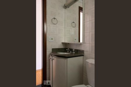 Apartamento à venda com 70m², 3 quartos e 2 vagasBANHEIRO