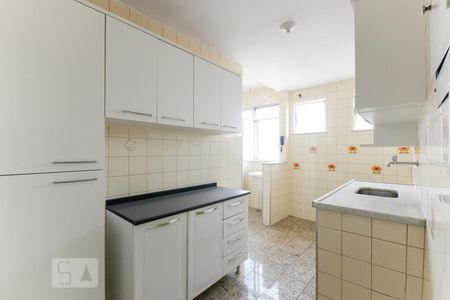 Apartamento à venda com 86m², 3 quartos e 2 vagasCozinha