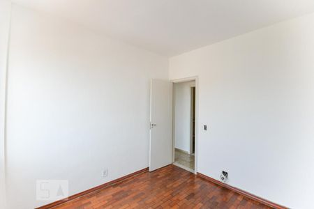 Apartamento à venda com 86m², 3 quartos e 2 vagasQuarto 2