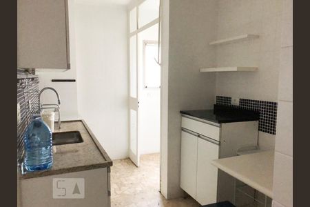 Cozinha de apartamento à venda com 2 quartos, 70m² em Vila Clementino, São Paulo