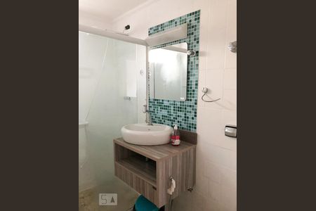 Banheiro de apartamento à venda com 2 quartos, 70m² em Vila Clementino, São Paulo