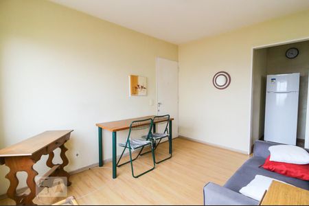 SalaSala de apartamento para alugar com 1 quarto, 35m² em Vila Paulista, São Paulo