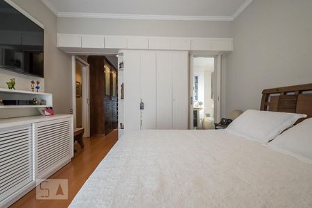 Apartamento à venda com 405m², 3 quartos e 4 vagasSuíte 1