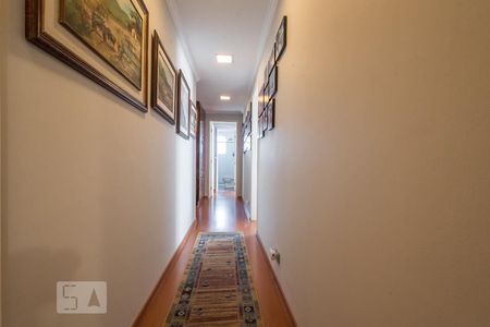 Apartamento à venda com 405m², 3 quartos e 4 vagasCorredor Quartos