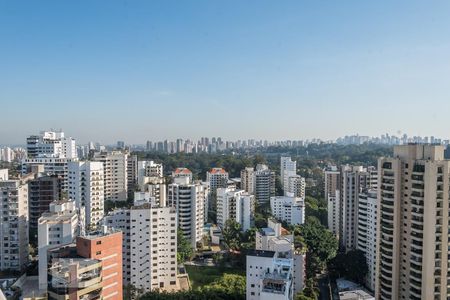 Apartamento à venda com 405m², 3 quartos e 4 vagasVista