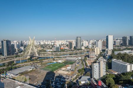 Apartamento à venda com 405m², 3 quartos e 4 vagasVista