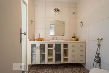 Apartamento à venda com 405m², 3 quartos e 4 vagasBanheiro Suíte 2