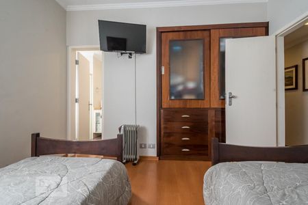 Apartamento à venda com 405m², 3 quartos e 4 vagasSuíte 2