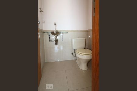 Apartamento à venda com 280m², 4 quartos e 3 vagas Apartamento à venda com 280m², 4 quartos e 3 vagasLavabo