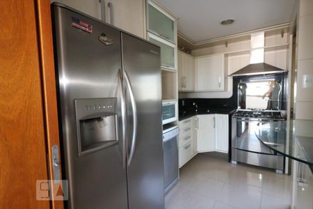 Apartamento à venda com 280m², 4 quartos e 3 vagas Apartamento à venda com 280m², 4 quartos e 3 vagasCozinha