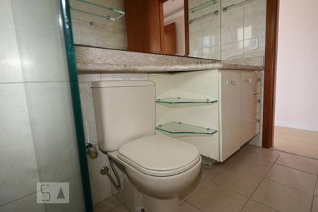 Apartamento à venda com 280m², 4 quartos e 3 vagas Apartamento à venda com 280m², 4 quartos e 3 vagasBanheiro Social 1