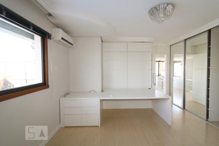 Apartamento à venda com 280m², 4 quartos e 3 vagas Apartamento à venda com 280m², 4 quartos e 3 vagasSuíte 1
