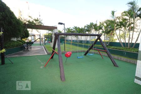 Apartamento à venda com 280m², 4 quartos e 3 vagas Apartamento à venda com 280m², 4 quartos e 3 vagasÁrea Comum - Playground