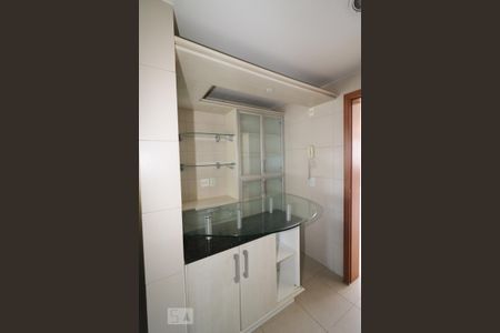 Apartamento à venda com 280m², 4 quartos e 3 vagas Apartamento à venda com 280m², 4 quartos e 3 vagasCozinha
