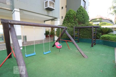 Apartamento à venda com 280m², 4 quartos e 3 vagas Apartamento à venda com 280m², 4 quartos e 3 vagasÁrea Comum - Playground