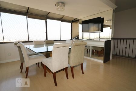 Apartamento à venda com 280m², 4 quartos e 3 vagas Apartamento à venda com 280m², 4 quartos e 3 vagasSala 2
