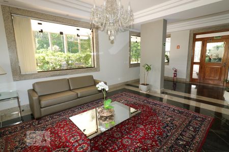 Apartamento à venda com 280m², 4 quartos e 3 vagas Apartamento à venda com 280m², 4 quartos e 3 vagasHall de Entrada