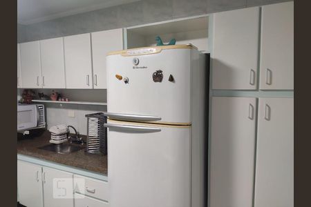 Apartamento para alugar com 116m², 3 quartos e 2 vagas Apartamento para alugar com 116m², 3 quartos e 2 vagasCozinha