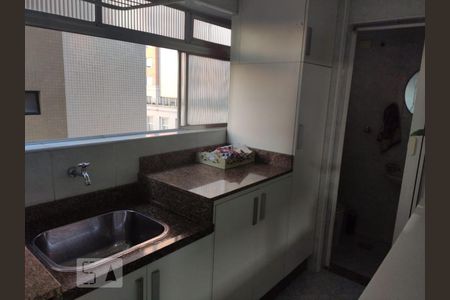 Apartamento para alugar com 116m², 3 quartos e 2 vagas Apartamento para alugar com 116m², 3 quartos e 2 vagasÁrea de Serviço