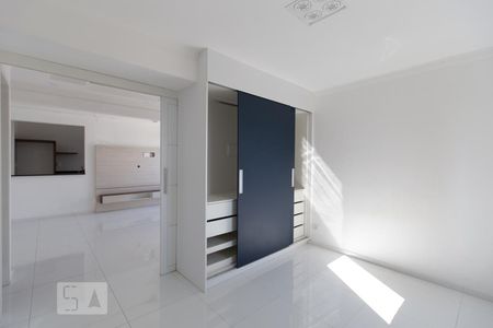 Suíte de apartamento para alugar com 1 quarto, 45m² em Quinta da Paineira, São Paulo