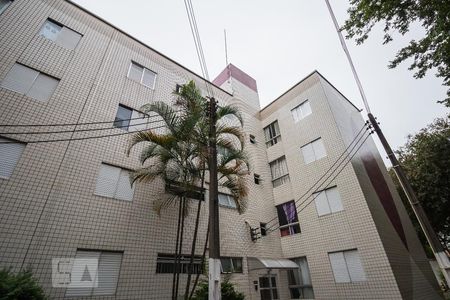 Apartamento para alugar com 92m², 3 quartos e sem vagaFachada - Condomínio