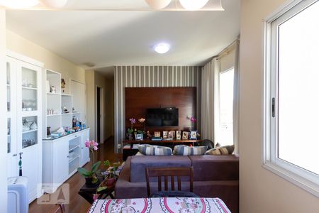Sala de estar de apartamento à venda com 2 quartos, 57m² em Paraíso do Morumbi, São Paulo