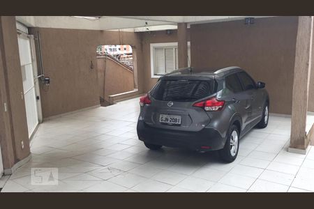 garagem de casa à venda com 3 quartos, 240m² em Jardim Londrina, São Paulo