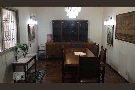 Casa à venda com 240m², 3 quartos e 3 vagas Casa à venda com 240m², 3 quartos e 3 vagassala