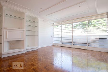 Sala de casa à venda com 3 quartos, 400m² em Vila Madalena, São Paulo