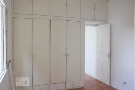 Casa à venda com 300m², 3 quartos e 1 vagaQuarto
