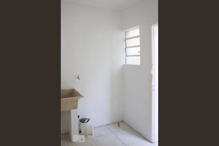 Casa à venda com 300m², 3 quartos e 1 vagaLavanderia