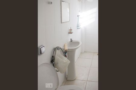 Casa à venda com 300m², 3 quartos e 1 vagaBanheiro