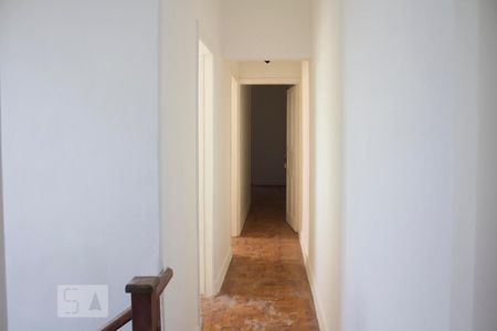 Casa à venda com 300m², 3 quartos e 1 vagaCorredor