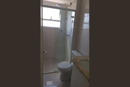 Banheiro de apartamento para alugar com 2 quartos, 57m² em Rudge Ramos, São Bernardo do Campo