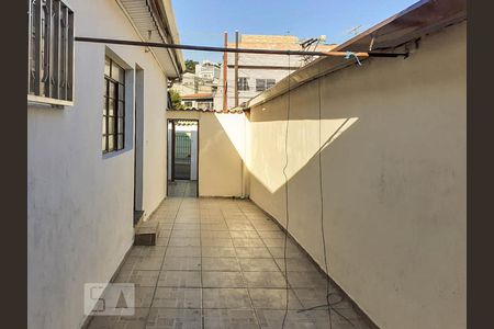 Quintal  de casa à venda com 1 quarto, 150m² em Vila Ema, São Paulo