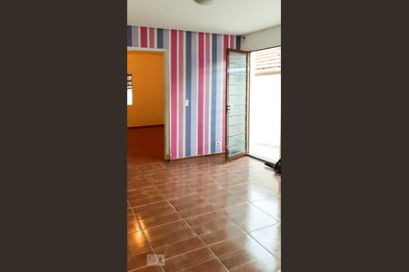 Sala  de casa à venda com 1 quarto, 150m² em Vila Ema, São Paulo