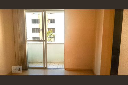 Sala de apartamento para alugar com 2 quartos, 60m² em Sarandi, Porto Alegre