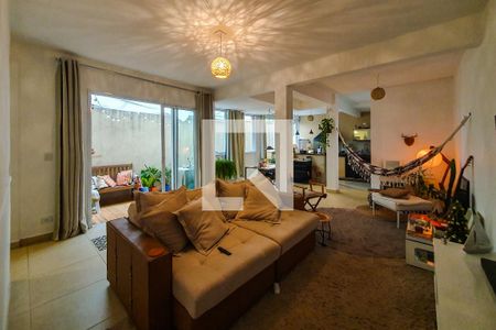 Sala de casa para alugar com 1 quarto, 140m² em Vila Monumento, São Paulo