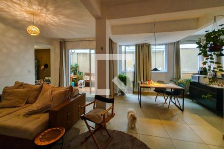 Sala de casa para alugar com 1 quarto, 140m² em Vila Monumento, São Paulo