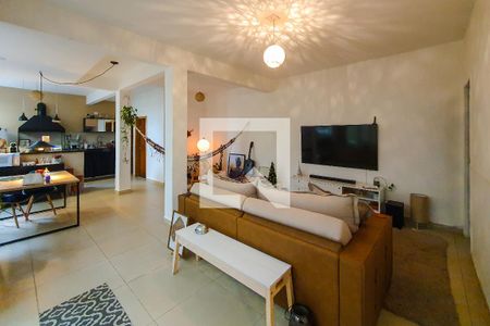 Sala de casa para alugar com 1 quarto, 140m² em Vila Monumento, São Paulo