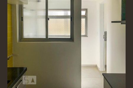 Cozinha de apartamento para alugar com 2 quartos, 65m² em São João Clímaco, São Paulo