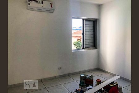 Apartamento para alugar com 65m², 2 quartos e 1 vaga Apartamento para alugar com 65m², 2 quartos e 1 vagaQuarto