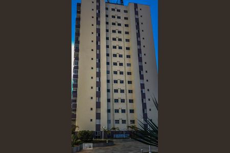 Fachada de apartamento para alugar com 2 quartos, 65m² em São João Clímaco, São Paulo