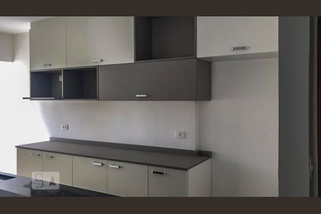 Apartamento para alugar com 65m², 2 quartos e 1 vaga Apartamento para alugar com 65m², 2 quartos e 1 vagaCozinha - Armários