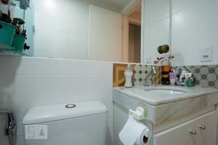 Apartamento para alugar com 55m², 2 quartos e 1 vaga Apartamento para alugar com 55m², 2 quartos e 1 vagaBanheiro