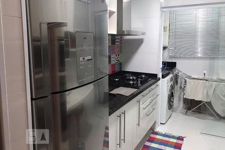 Apartamento para alugar com 62m², 2 quartos e 2 vagas Apartamento para alugar com 62m², 2 quartos e 2 vagasCozinha