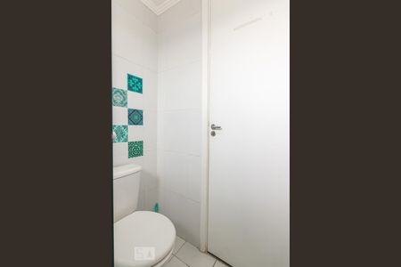 Apartamento à venda com 46m², 2 quartos e 1 vaga Apartamento à venda com 46m², 2 quartos e 1 vagaBanheiro